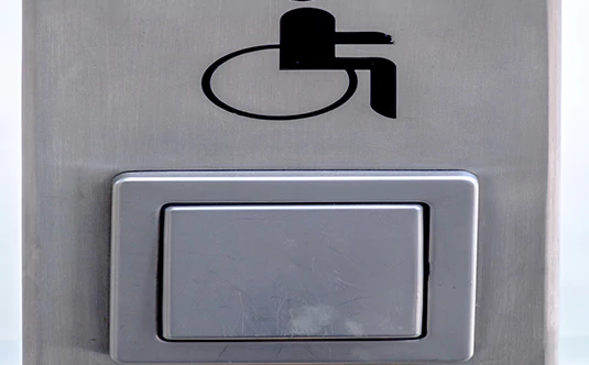 Electronic Locks &a Barriers in Four Corners, FL