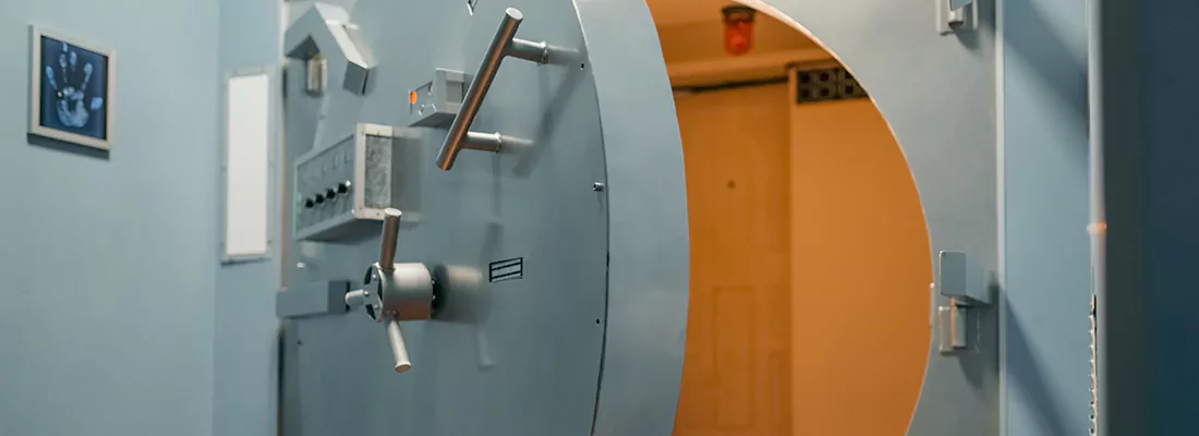 Vault and Safe locksmith services in Four Corners, FL
