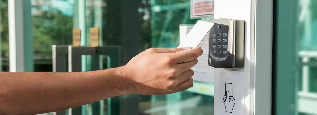 Wireless Gate Safety Sensors for Seamless Integration in Four Corners, FL